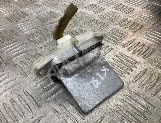 Сопротивление печки Nissan X-trail (T30) 2004-2007 рестайлинг  Nissan X-Trail X-trail (T30) 2004-2007 рестайлинг