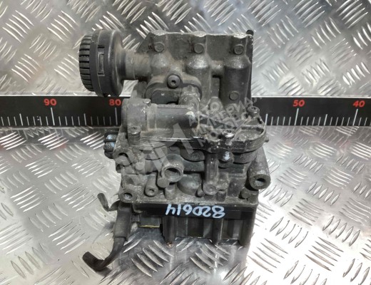 Кран уровня подвески Mercedes Actros (MP4) 2011-2018  Mercedes Actros Actros (MP4) 2011-2018