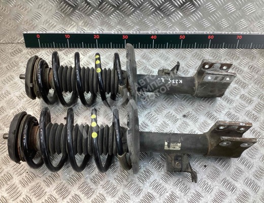 Стойка передняя правая Peugeot 5008 I (T8) 2009-2013  Peugeot 5008 5008 I (T8) 2009-2013