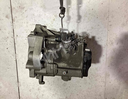 КПП механическая (МКПП) 5-ступенчатая Volkswagen Golf V (1K) 2004-2009  Volkswagen Golf Golf V (1K) 2004-2009