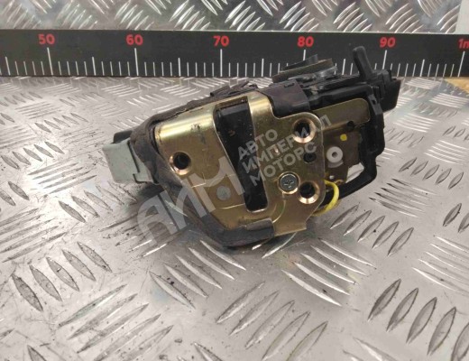 Замок двери задней левой Toyota Avensis II (T250) 2003-2008  Toyota Avensis Avensis II (T250) 2003-2008