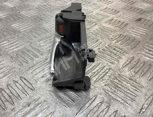 Ручка внутренняя задняя левая Toyota Avensis II (T250) 2003-2008  Toyota Avensis Avensis II (T250) 2003-2008