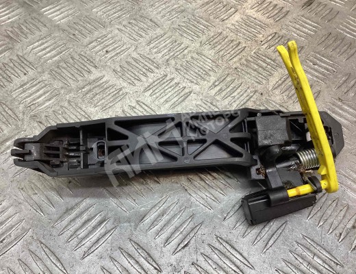 Ручка наружная задняя левая Toyota Avensis II (T250) 2003-2008  Toyota Avensis Avensis II (T250) 2003-2008