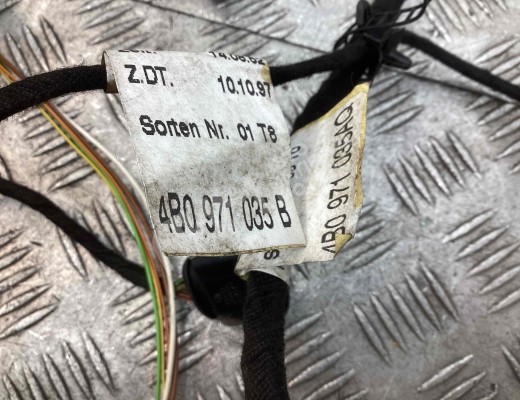 Проводка двери передней правой Audi A6 C5 (4B) 1997-2001  Audi A6 A6 C5 (4B) 1997-2001