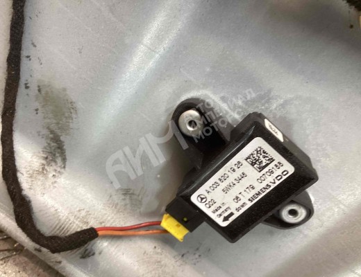 Стеклоподъемник передний правый Mercedes ML (W164) 2005-2011  Mercedes ML ML (W164) 2005-2011