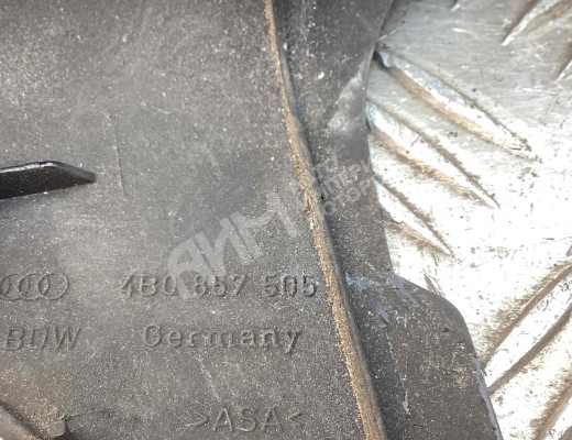 Заглушка зеркала левого Audi A6 C5 (4B) 2001-2004 рестайлинг  Audi A6 A6 C5 (4B) 2001-2004 рестайлинг