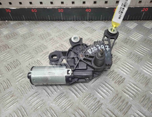 Моторчик заднего стеклоочистителя (дворника) Volkswagen Passat B5 (3B) 1996-2000  Volkswagen Passat Passat B5 (3B) 1996-2000
