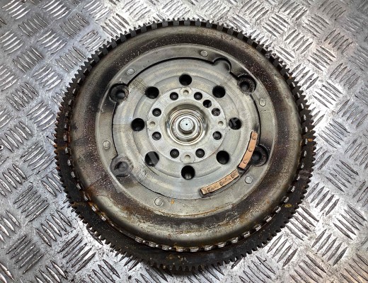 Маховик Mercedes C (W203) 2000-2004  Mercedes C C (W203) 2000-2004