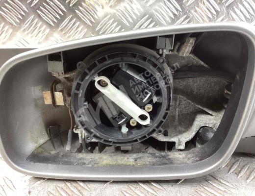 Зеркало наружное левое Volkswagen Passat B5+ (3B) 2000-2005 рестайлинг  Volkswagen Passat Passat B5+ (3B) 2000-2005 рестайлинг