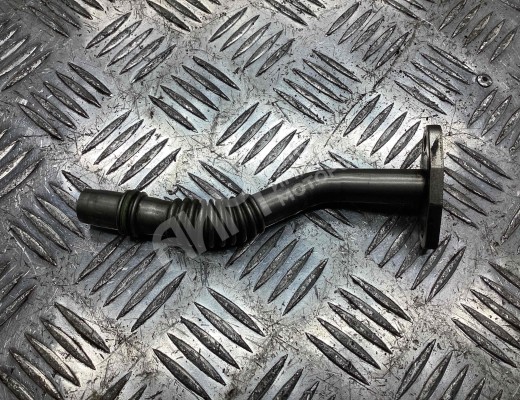 Трубка турбины Audi A4 B6 (8EC, 8E5) 2000-2004  Audi A4 A4 B6 (8EC, 8E5) 2000-2004