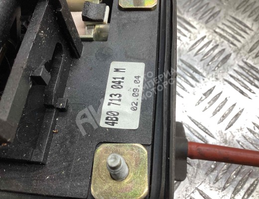 Кулиса Volkswagen Passat B5+ (3B) 2000-2005 рестайлинг  Volkswagen Passat Passat B5+ (3B) 2000-2005 рестайлинг