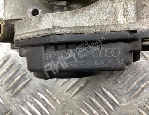 Заслонка дроссельная Volkswagen Passat B5 (3B) 1996-2000  Volkswagen Passat Passat B5 (3B) 1996-2000