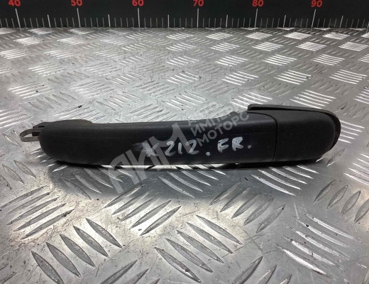 Ручка наружная передняя правая Ford Galaxy I (WGR) 2000-2006 рестайлинг  Ford Galaxy Galaxy I (WGR) 2000-2006 рестайлинг