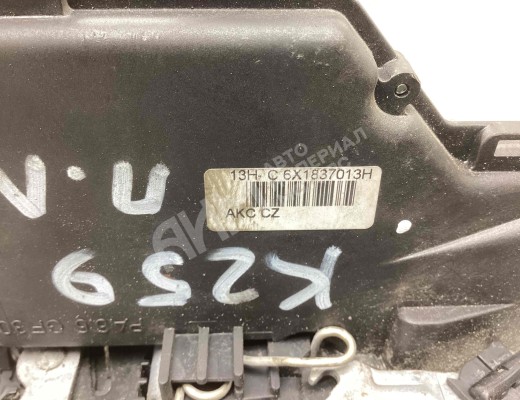 Замок двери передней левой Volkswagen Passat B5 (3B) 1996-2000  Volkswagen Passat Passat B5 (3B) 1996-2000