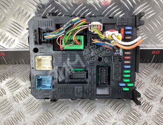 Блок комфорта Peugeot 5008 I (T8) 2009-2013  Peugeot 5008 5008 I (T8) 2009-2013