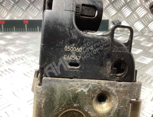 Замок двери передней правой Nissan Primera III (P12) 2002-2008  Nissan Primera Primera III (P12) 2002-2008