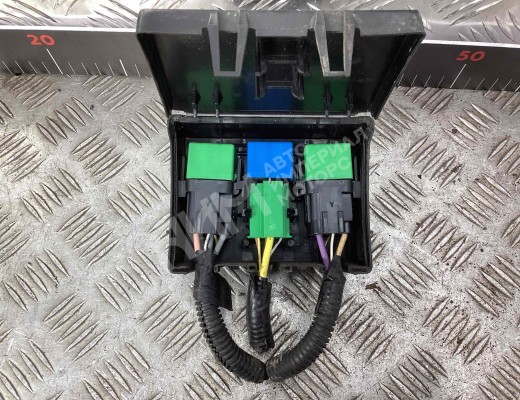 Блок реле Peugeot Expert II 2007-2012  Peugeot Expert Expert II 2007-2012