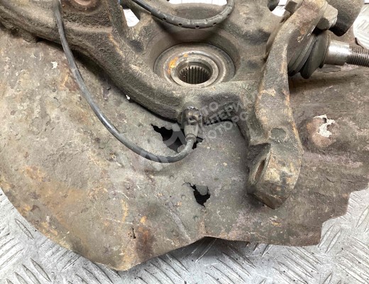 Ступица передняя правая BMW X5 (E53) 1999-2003  BMW X5 X5 (E53) 1999-2003