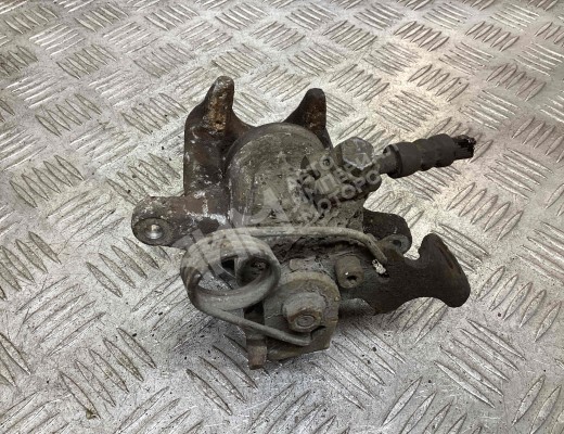 Суппорт задний правый Volkswagen Passat B5 (3B) 1996-2000  Volkswagen Passat Passat B5 (3B) 1996-2000