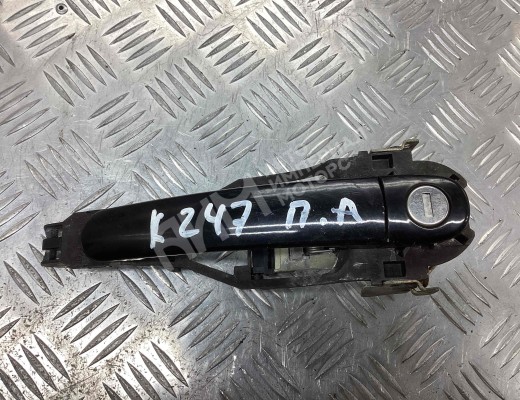 Ручка наружная передняя левая Volkswagen Passat B5+ (3B) 2000-2005 рестайлинг  Volkswagen Passat Passat B5+ (3B) 2000-2005 рестайлинг