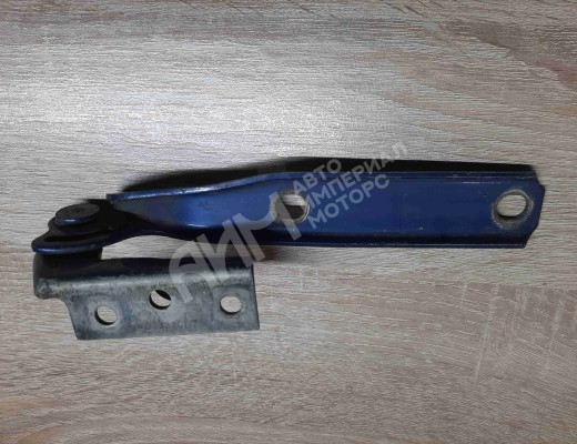 Петля капота левая Volkswagen Passat B5 (3B) 1996-2000  Volkswagen Passat Passat B5 (3B) 1996-2000