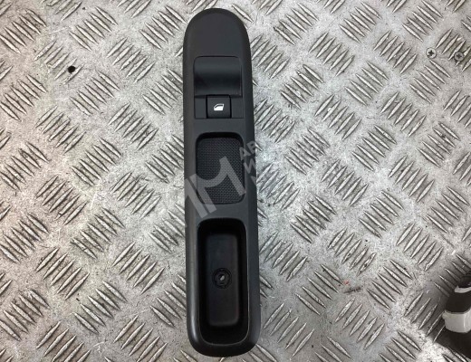 Кнопка стеклоподъемника переднего правого Peugeot 3008 I 2010-2017  Peugeot 3008 3008 I 2010-2017