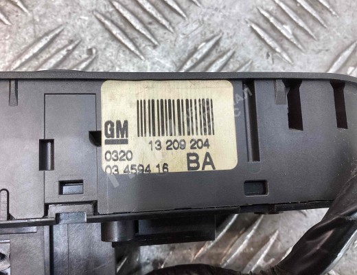 Блок управления стеклоподъемниками Opel Zafira B 2005-2008  Opel Zafira Zafira B 2005-2008