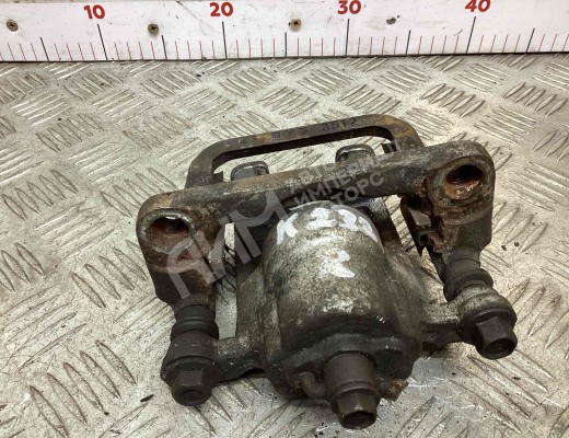 Суппорт задний правый Nissan X-trail (T30) 2004-2007 рестайлинг  Nissan X-Trail X-trail (T30) 2004-2007 рестайлинг
