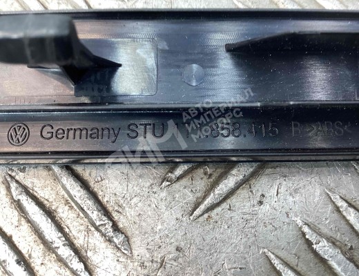 Накладка декоративная на торпедо Volkswagen Touran I (1T) 2003-2006  Volkswagen Touran Touran I (1T) 2003-2006