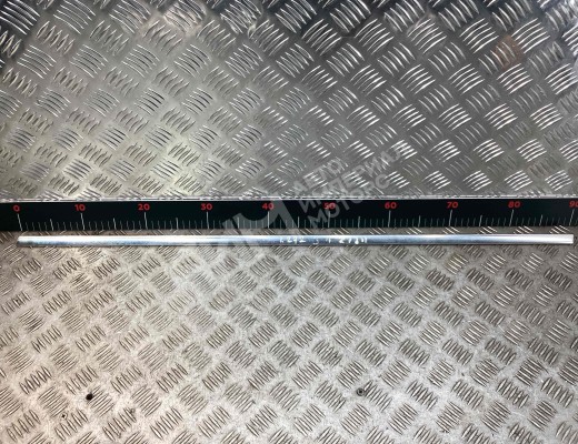 Молдинг стекла заднего Volkswagen Passat B5+ (3B) 2000-2005 рестайлинг  Volkswagen Passat Passat B5+ (3B) 2000-2005 рестайлинг