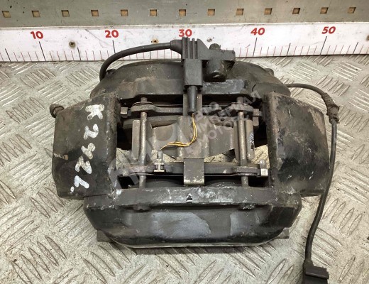 Суппорт передний левый Mercedes S (W220) 1998-2002  Mercedes S S (W220) 1998-2002