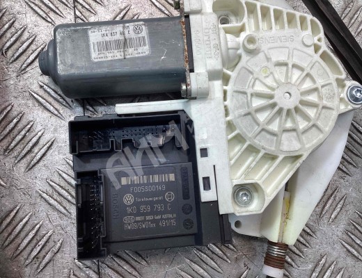 Стеклоподъемник передний левый Volkswagen Golf V (1K) 2004-2009  Volkswagen Golf Golf V (1K) 2004-2009