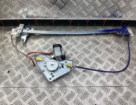 Стеклоподъемник передний правый Mercedes Vito I (W638) 1996-2003  Mercedes Vito Vito I (W638) 1996-2003