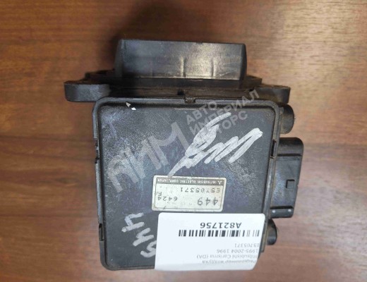 Расходомер воздуха Mitsubishi Carisma (DA) 1995-2004  Mitsubishi Carisma Carisma (DA) 1995-2004