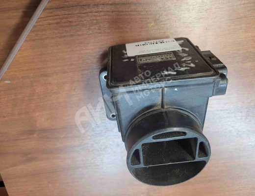 Расходомер воздуха Mitsubishi Carisma (DA) 1995-2004  Mitsubishi Carisma Carisma (DA) 1995-2004