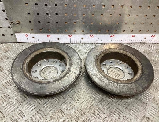 Диск тормозной задний Volkswagen Golf V (1K) 2004-2009  Volkswagen Golf Golf V (1K) 2004-2009