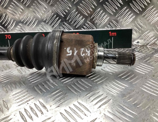 Полуось передняя правая (приводной вал, ШРУС) Nissan Primera III (P12) 2002-2008  Nissan Primera Primera III (P12) 2002-2008