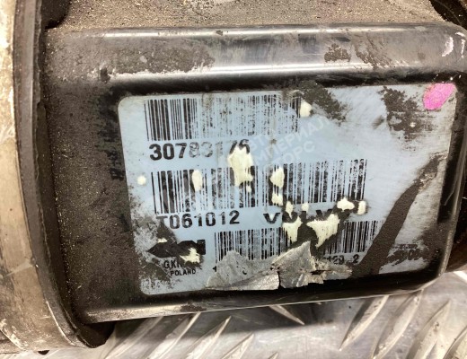 Полуось передняя правая (приводной вал, ШРУС) Volvo V50 (MW) 2003-2007  Volvo V50 V50 (MW) 2003-2007