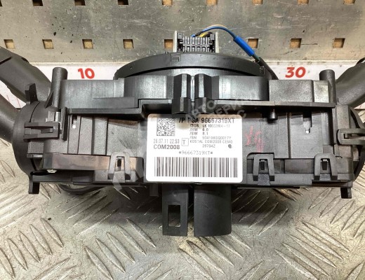 Переключатель подрулевой (стрекоза) Peugeot 5008 I (T8) 2009-2013  Peugeot 5008 5008 I (T8) 2009-2013