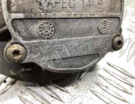 Насос вакуумный Mercedes Vaneo 2002-2005  Mercedes Vaneo Vaneo 2002-2005