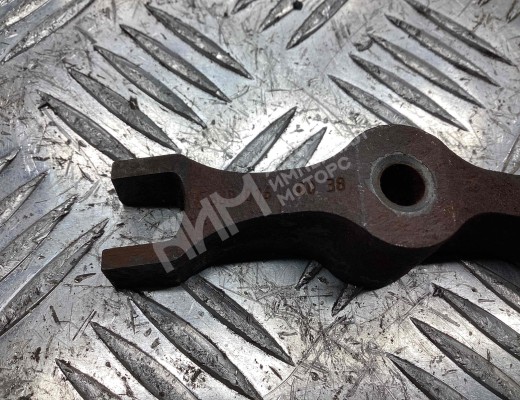 Скоба (кронштейн) крепления форсунки Mercedes Vaneo 2002-2005  Mercedes Vaneo Vaneo 2002-2005