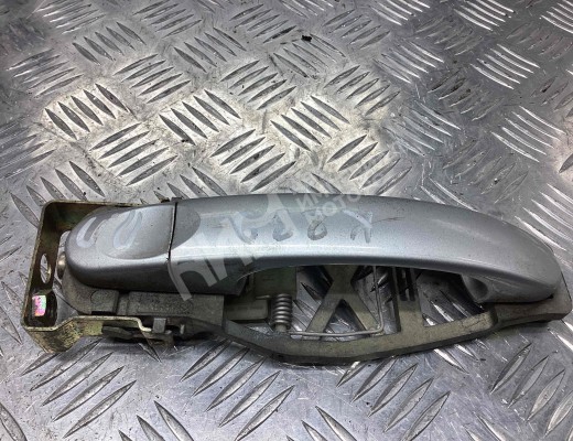 Ручка наружная передняя правая Volkswagen Touran I (1T) 2003-2006  Volkswagen Touran Touran I (1T) 2003-2006
