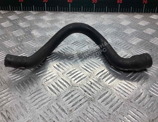Патрубок (трубопровод, шланг) Mercedes C (W203) 2000-2004  Mercedes C C (W203) 2000-2004