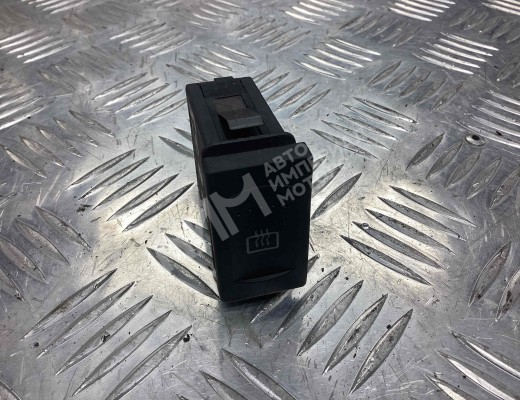 Кнопка подогрева заднего стекла Volkswagen Passat B5+ (3B) 2000-2005 рестайлинг  Volkswagen Passat Passat B5+ (3B) 2000-2005 рестайлинг