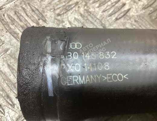 Патрубок (трубопровод, шланг) Volkswagen Passat B5 (3B) 1996-2000  Volkswagen Passat Passat B5 (3B) 1996-2000