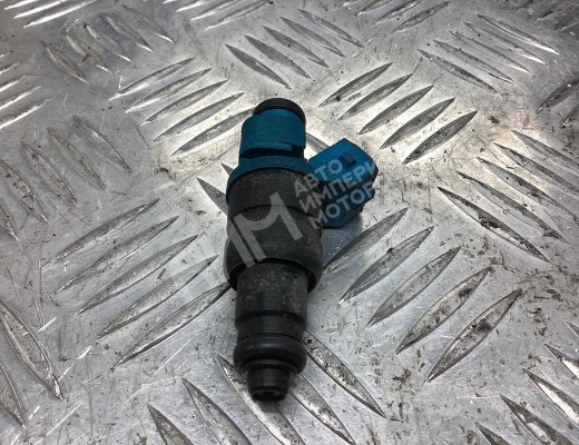 Форсунка Volkswagen Passat B5 (3B) 1996-2000  Volkswagen Passat Passat B5 (3B) 1996-2000