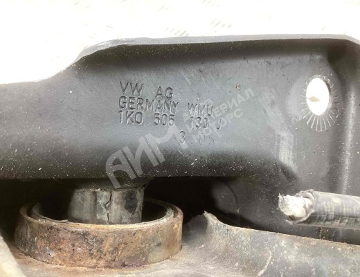 Рычаг задний правый Volkswagen Touran I (1T) 2003-2006  Volkswagen Touran Touran I (1T) 2003-2006