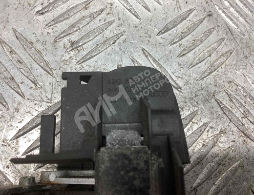Ручка наружная передняя правая Audi A6 C5 (4B) 2001-2004 рестайлинг  Audi A6 A6 C5 (4B) 2001-2004 рестайлинг