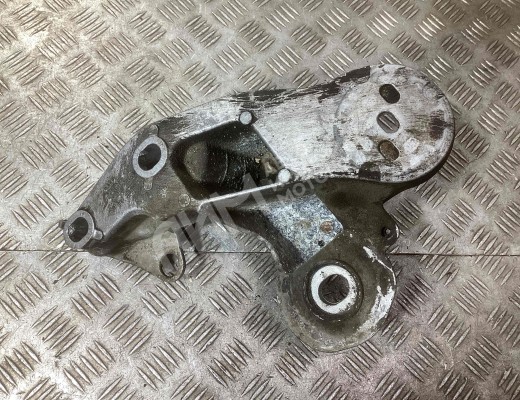 Кронштейн стабилизатора Audi A6 C6 (4F) 2004-2008  Audi A6 A6 C6 (4F) 2004-2008