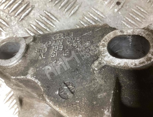 Кронштейн стабилизатора Audi A4 B6 (8EC, 8E5) 2000-2004  Audi A4 A4 B6 (8EC, 8E5) 2000-2004